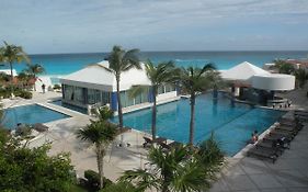 Cancun Beach Aparthotel By Solymar